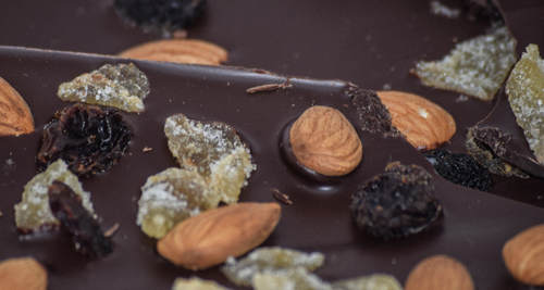 Dark Chocolate Bark with Ginger, Almonds, & Raisins (4 oz.)-OL